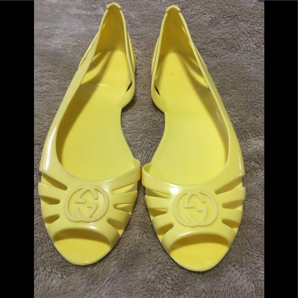 Gucci l jelly flats